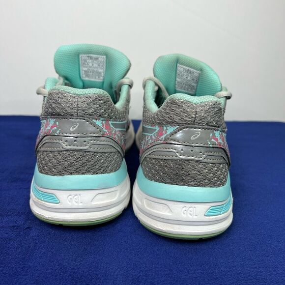 Asics Gel-Excite 4
Aluminum/Silver/Aqua Splash Women's
Size 8 - Picture 3 of 9